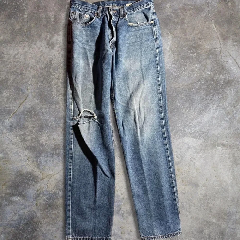 Vintage Made in USA Levi's 550 Relaxed Fit Jeans Distressed Light Wash 33x32